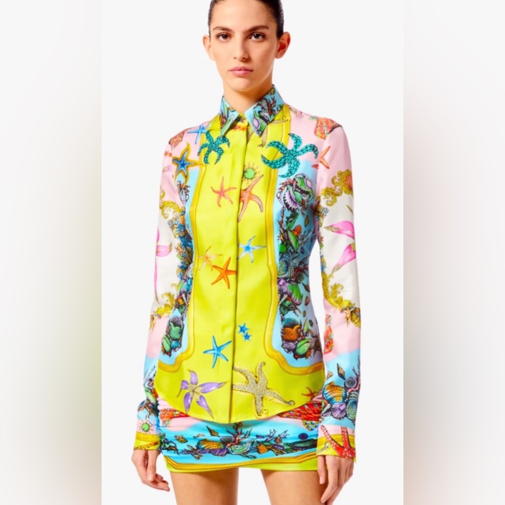 Authentic - NWT iconic Versace Tresor De La Mer silk blouse